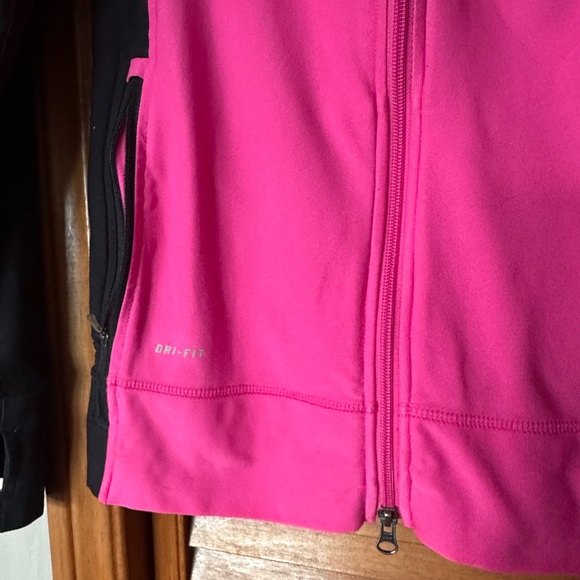 EUC Nike drifit jacket - Picture 4 of 6